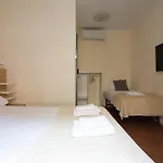 بيت شباب شباب مامبو تانغو