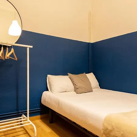 マンボ タンゴ ホステル バルセロナ